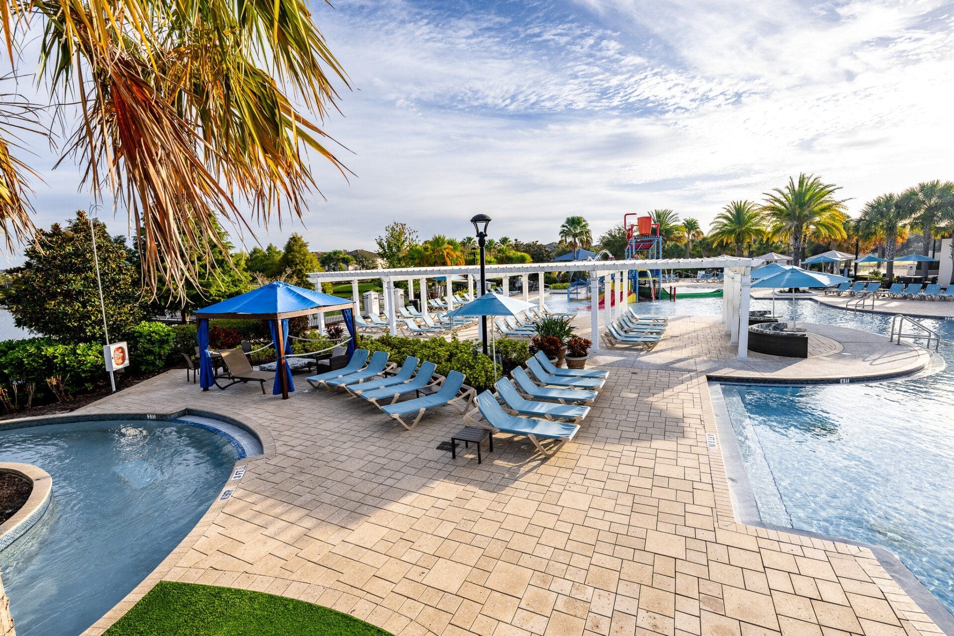 Windsor at Westside Resort loungers