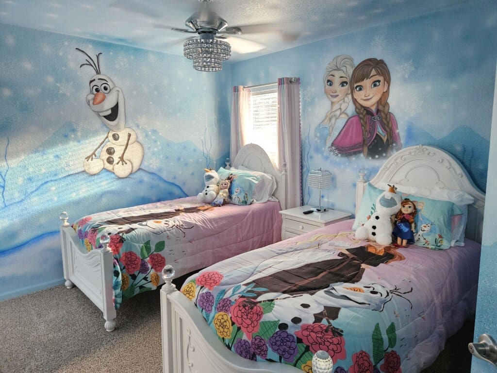 Frozen themed kids bedroom with two beds, used for Windsor Hills vs Windsor Island comparison